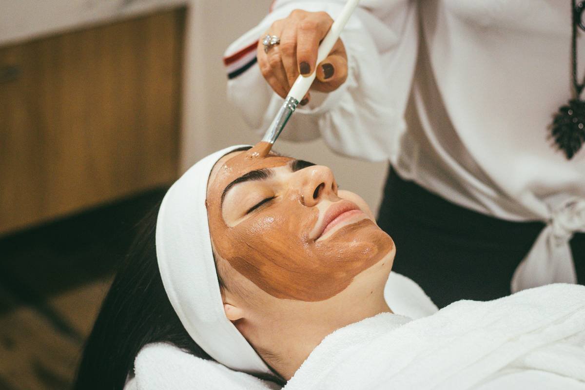 Wrinkle Reduction Device Facial Gone In: Can At-Home Tech Really Smooth Lines Fast?